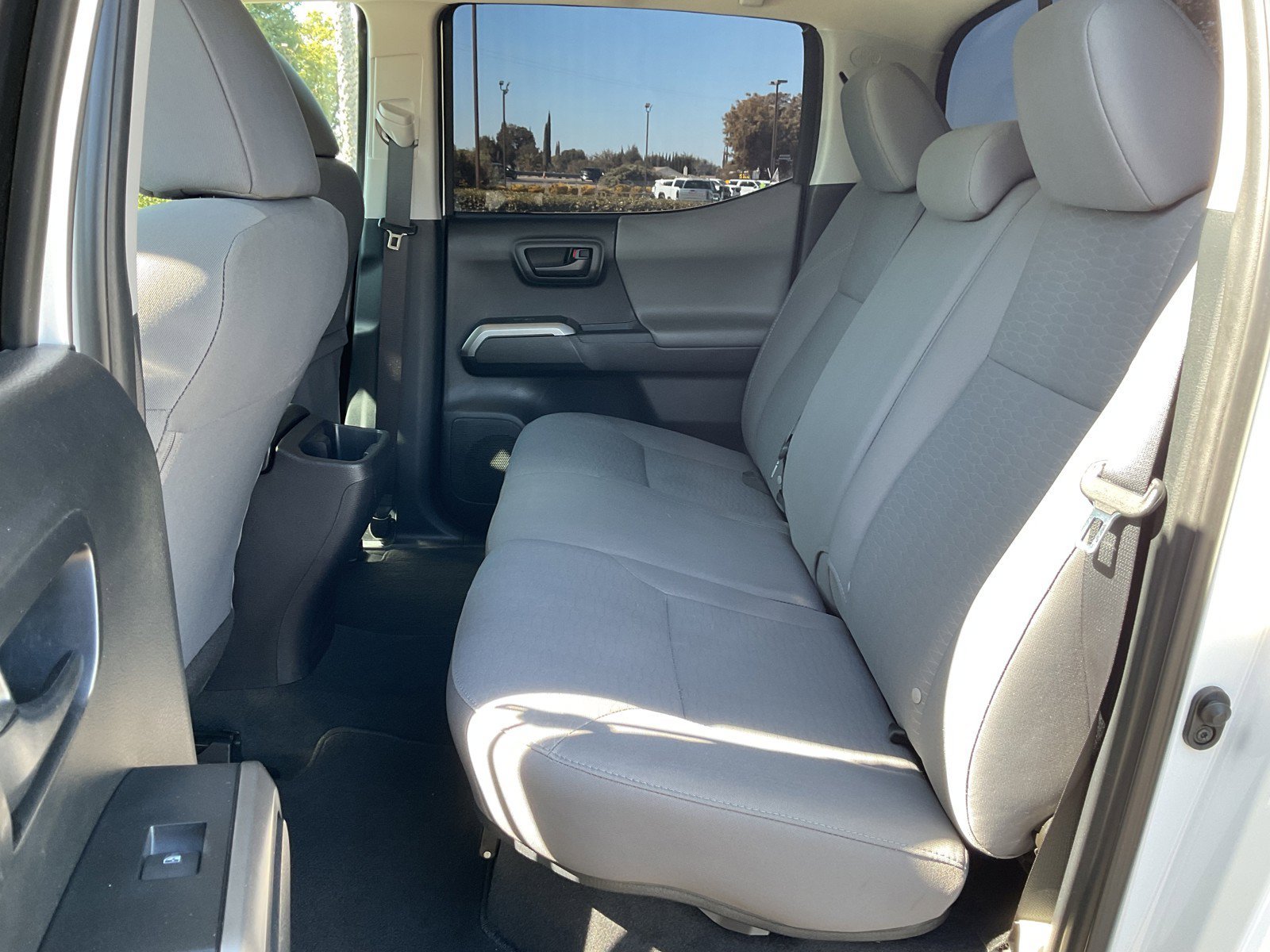 Used 2017 Super White Toyota SR5 image 12