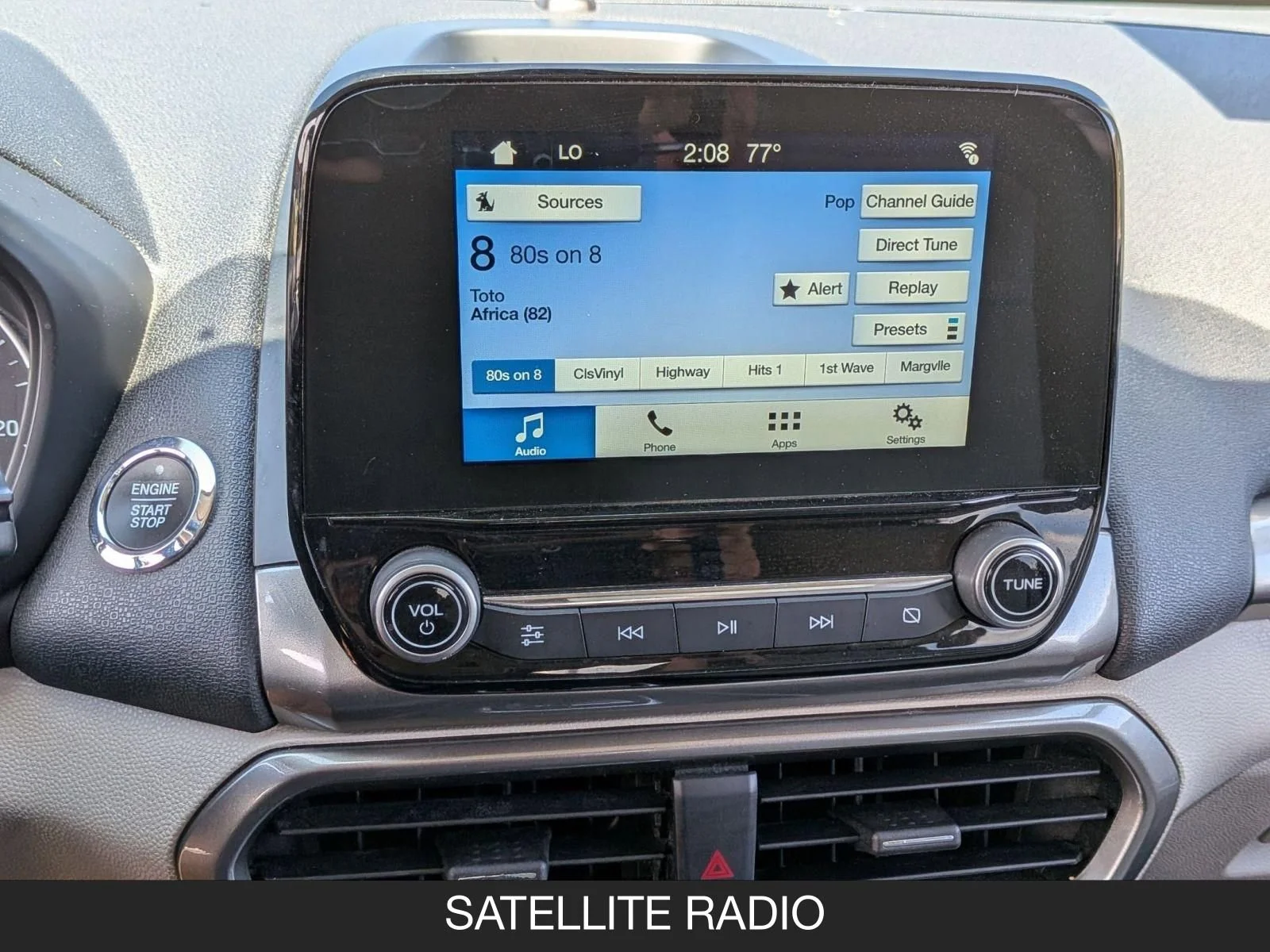 Used 2018 Ruby Red Metallic Ford SE image 17