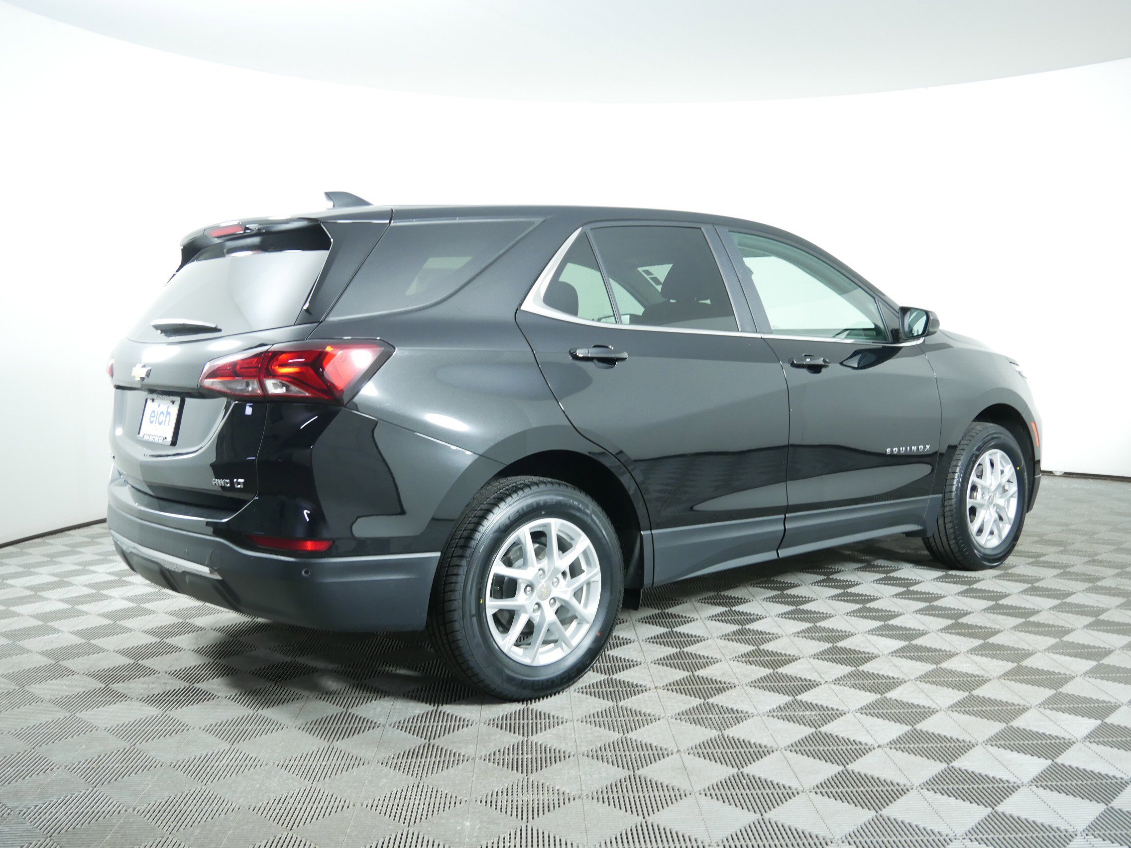 Used 2024 Mosaic Black Metallic Chevrolet LT image 7