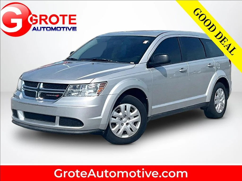 Used 2013 Silver Dodge SE image 1