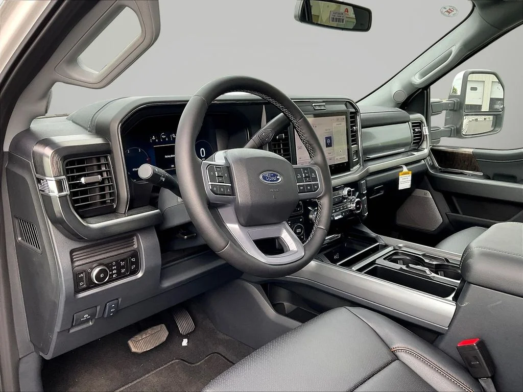 New 2026 Star White Metallic Tri-Coat Ford F-350® Lariat® image 7
