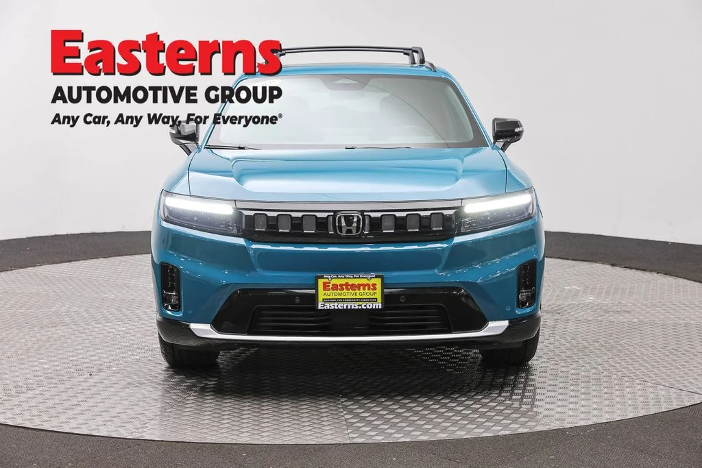 Used 2024 Blue Honda Touring image 2