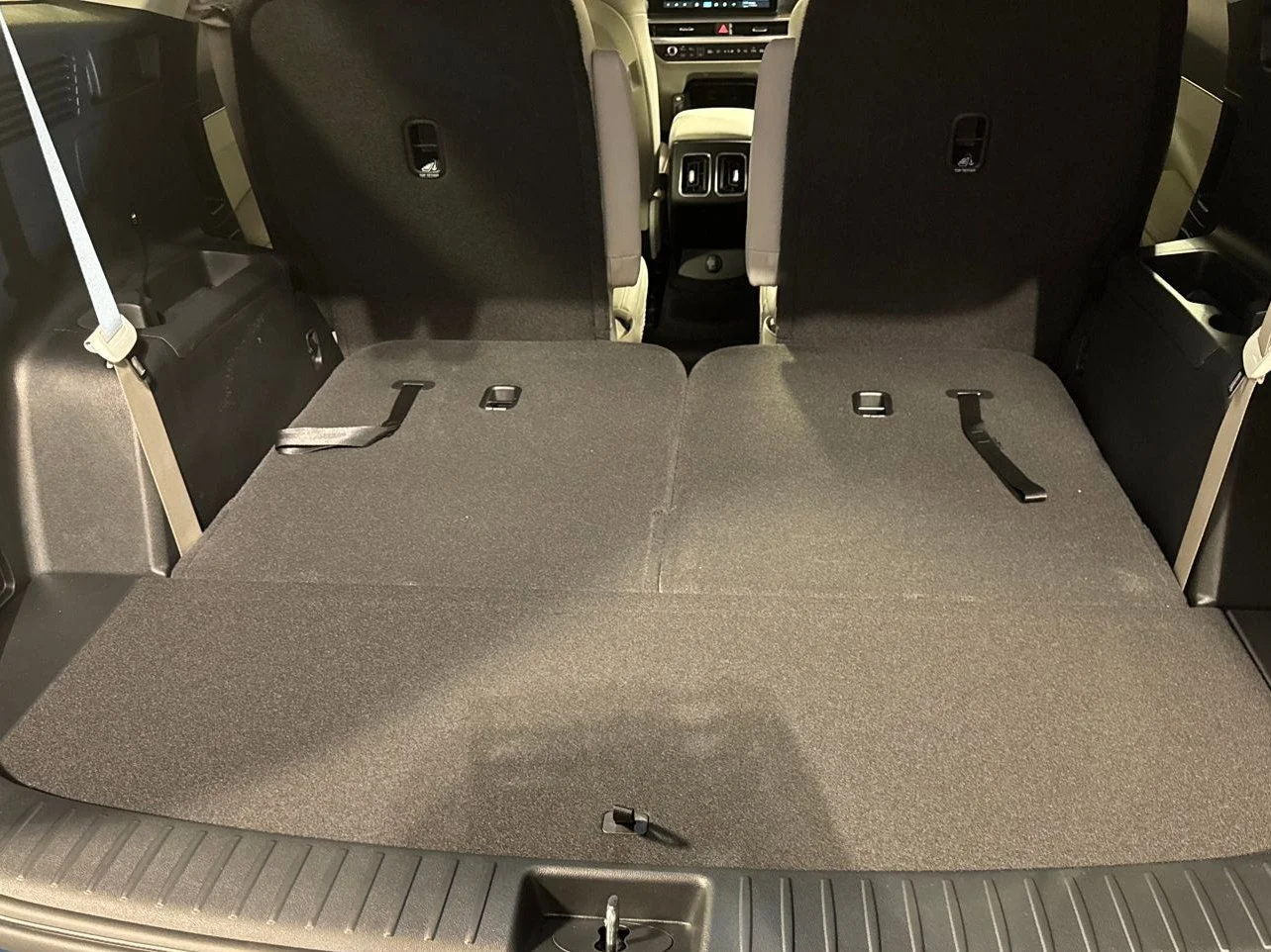 New 2026 Snow White Pearl Kia EX image 13