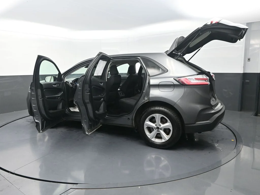 Used 2023 Gray Ford SE image 35