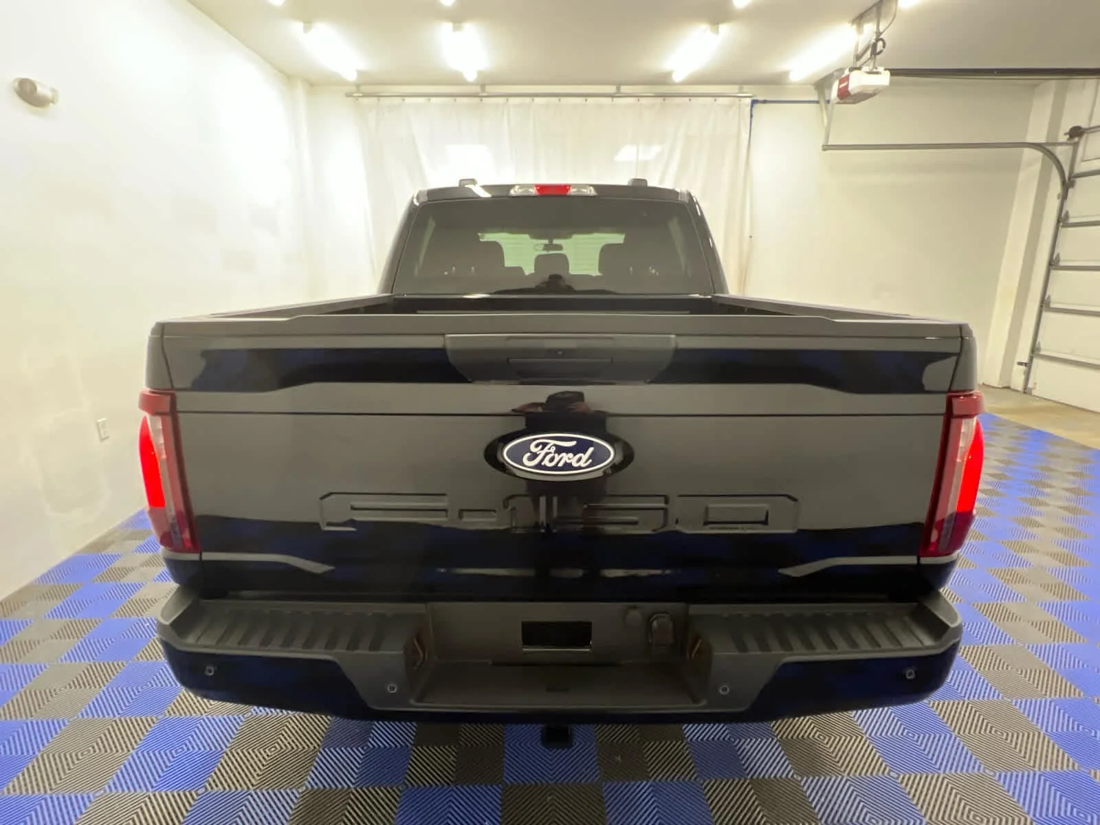New 2026 Agate Black Metallic Ford STX 4WD Supercrew 5.5 Box image 4