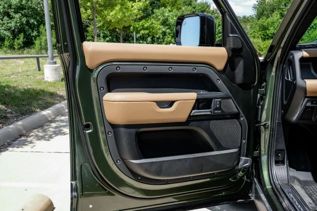 New 2026 Green Land Rover X image 54