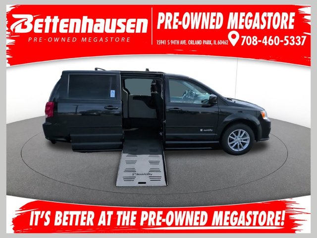 Pre-Owned 2016 Dodge Grand Caravan SXT 4D Passenger Van