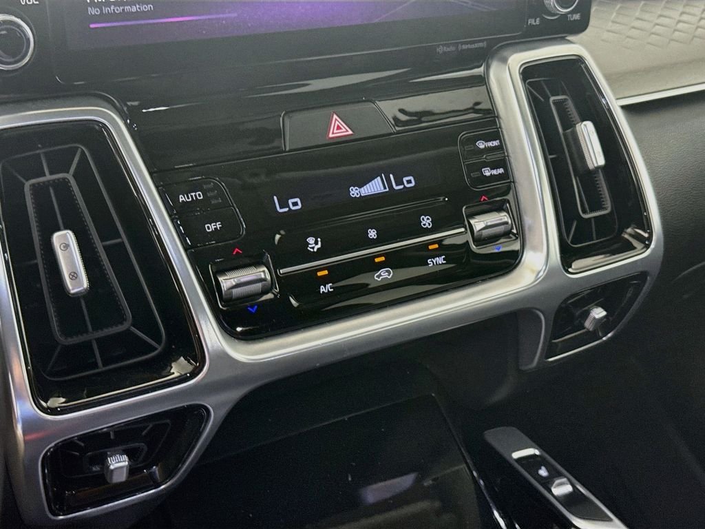 Used 2021 Gravity Grey Kia SX image 24
