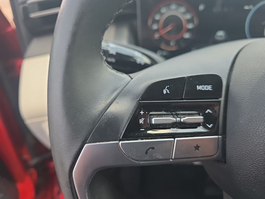 Used 2023 Red Hyundai SEL image 18