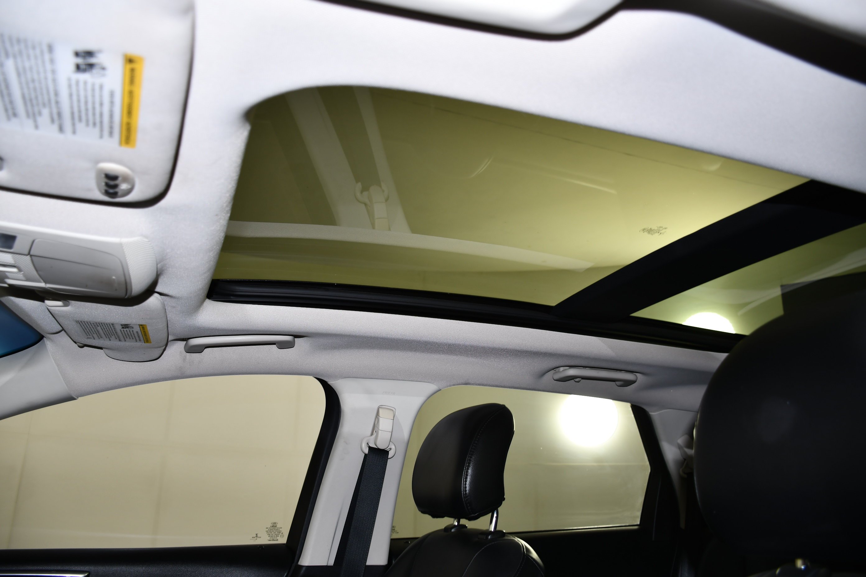 Used 2016 Magnetic Ford Titanium image 39