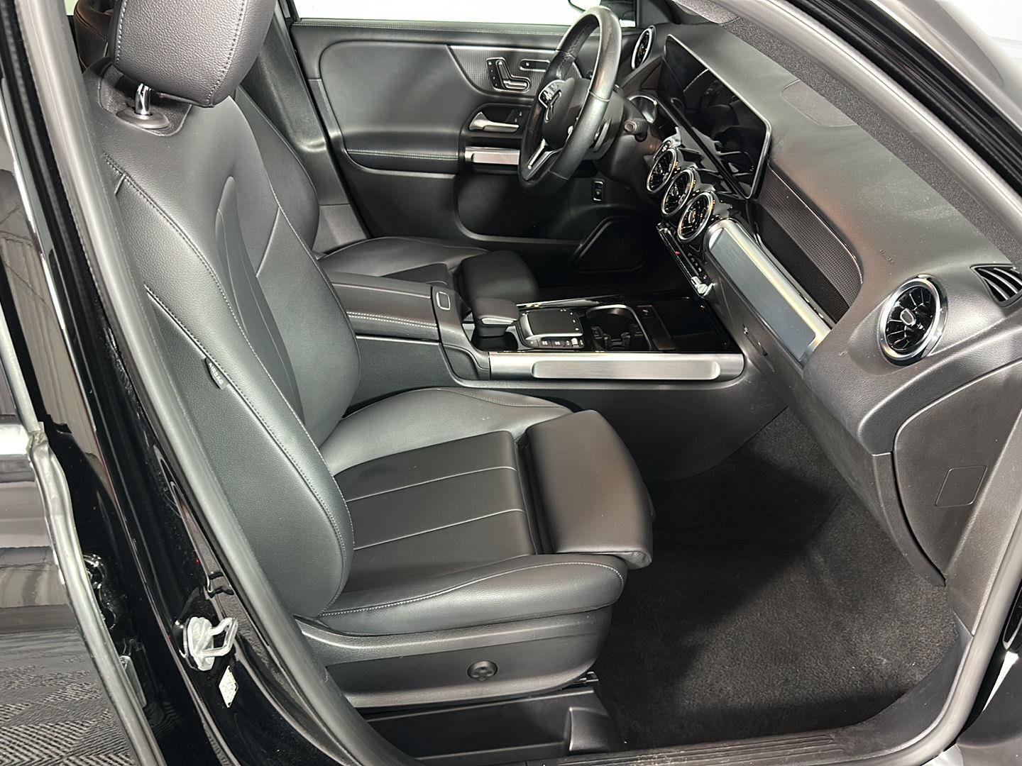 Used 2021 Cosmos Black Metallic Mercedes-Benz GLB 250 image 6