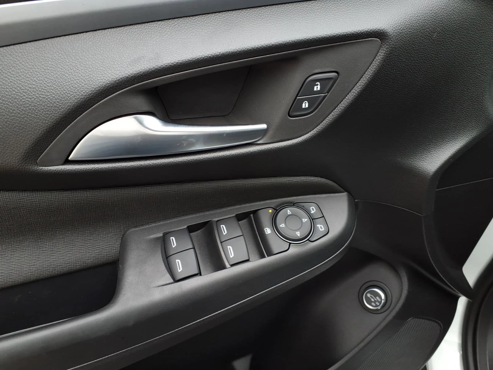 2026 Buick Envista Preferred - Photo 12