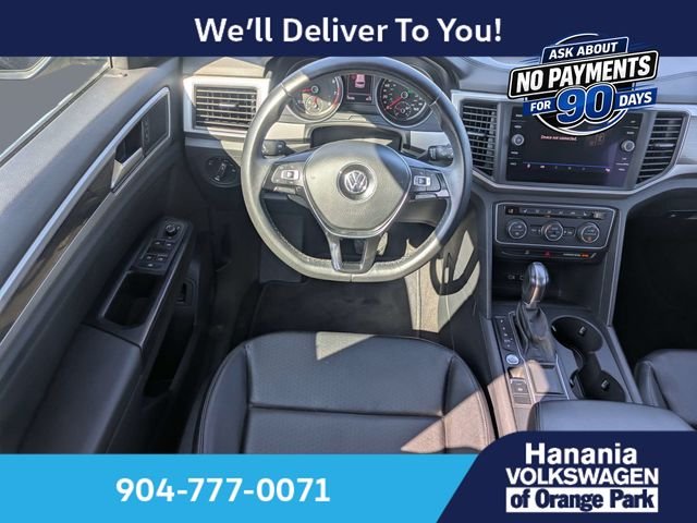 Used 2018 Black Volkswagen 2.0T SE w/Technology image 17