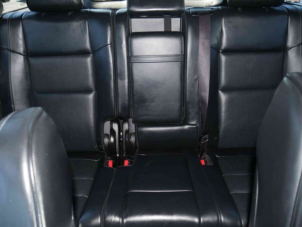 Used 2015 Black Jeep Overland image 34