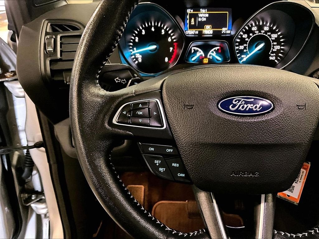 Used 2018 Silver Ford SE image 24