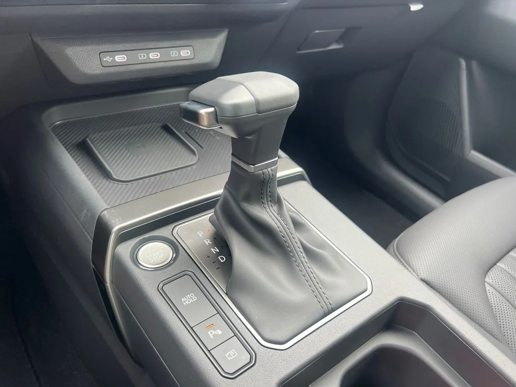 New 2027 Blue Kia X-Line image 24