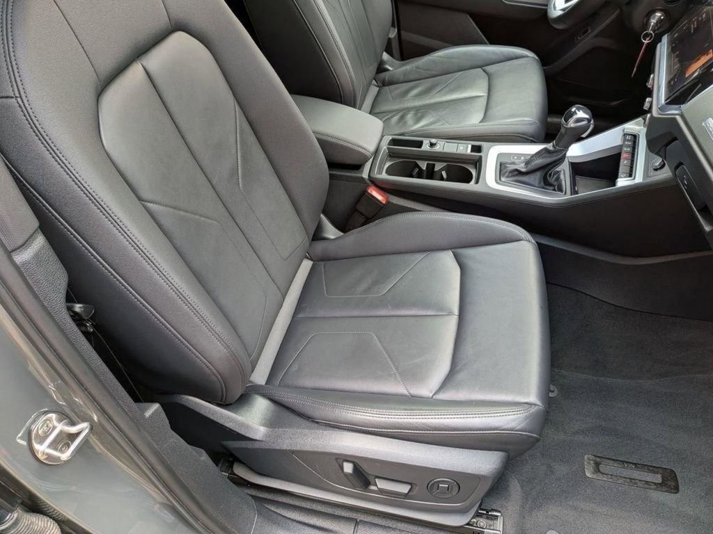 Used 2025 White Audi Premium image 28