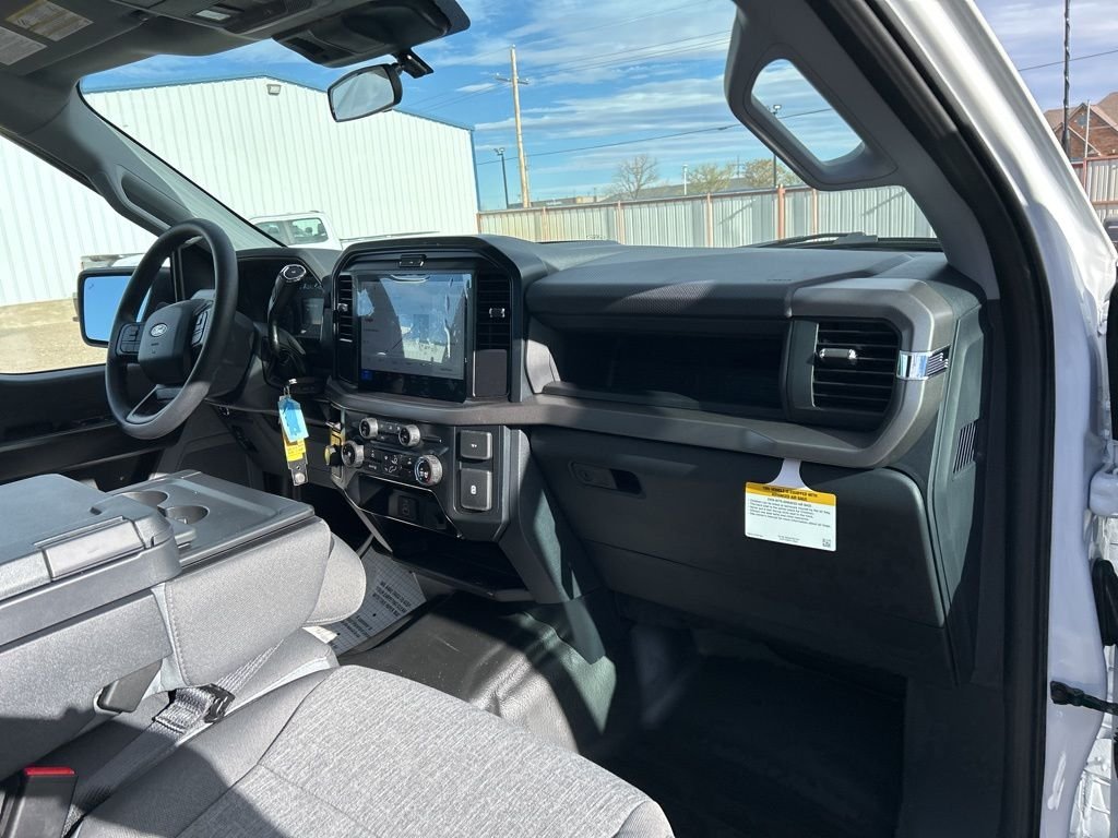 New 2026 Oxford White Ford XL image 45