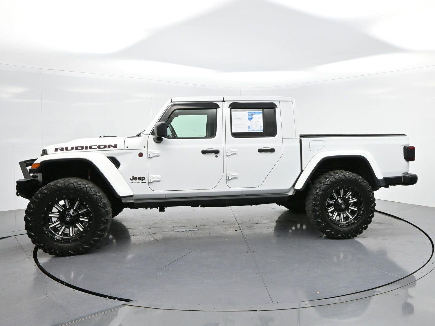 Used 2021 Bright White Clearcoat Jeep Rubicon image 4