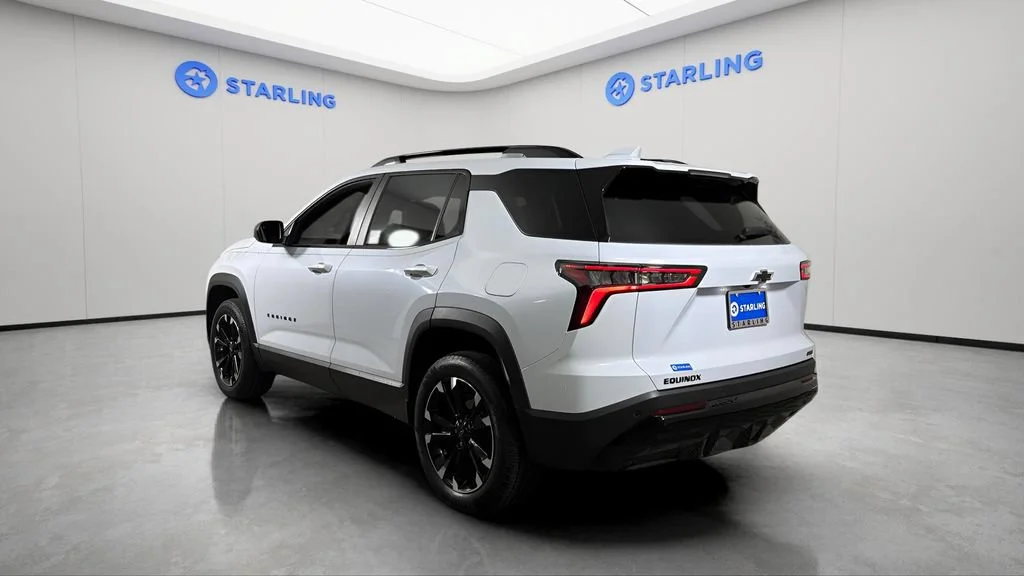 Used 2026 Polar White Tricoat Chevrolet RS image 5
