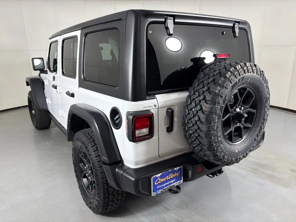 Used 2025 White Jeep Willys image 6