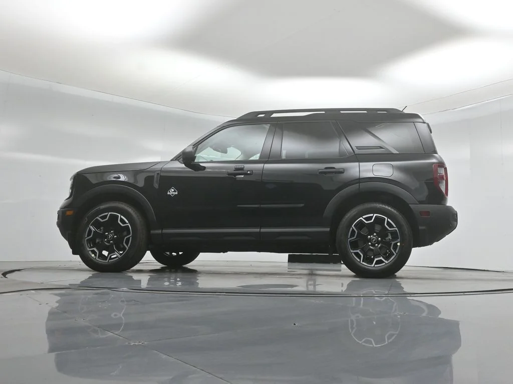 New 2026 Shadow Black Ford Outer Banks image 50