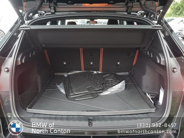 New 2027 Black Sapphire Metallic BMW xDrive28i image 5
