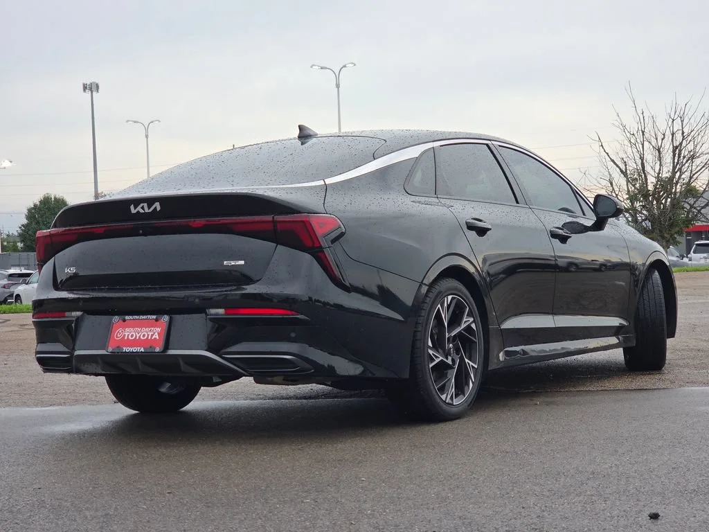 Used 2025 Aurora Black Pearl Kia GT-Line image 27