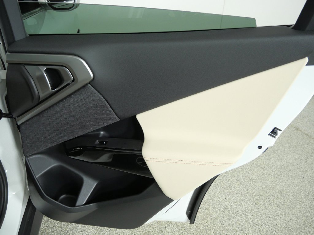 New 2026 Alpine White BMW 30 xDrive image 24