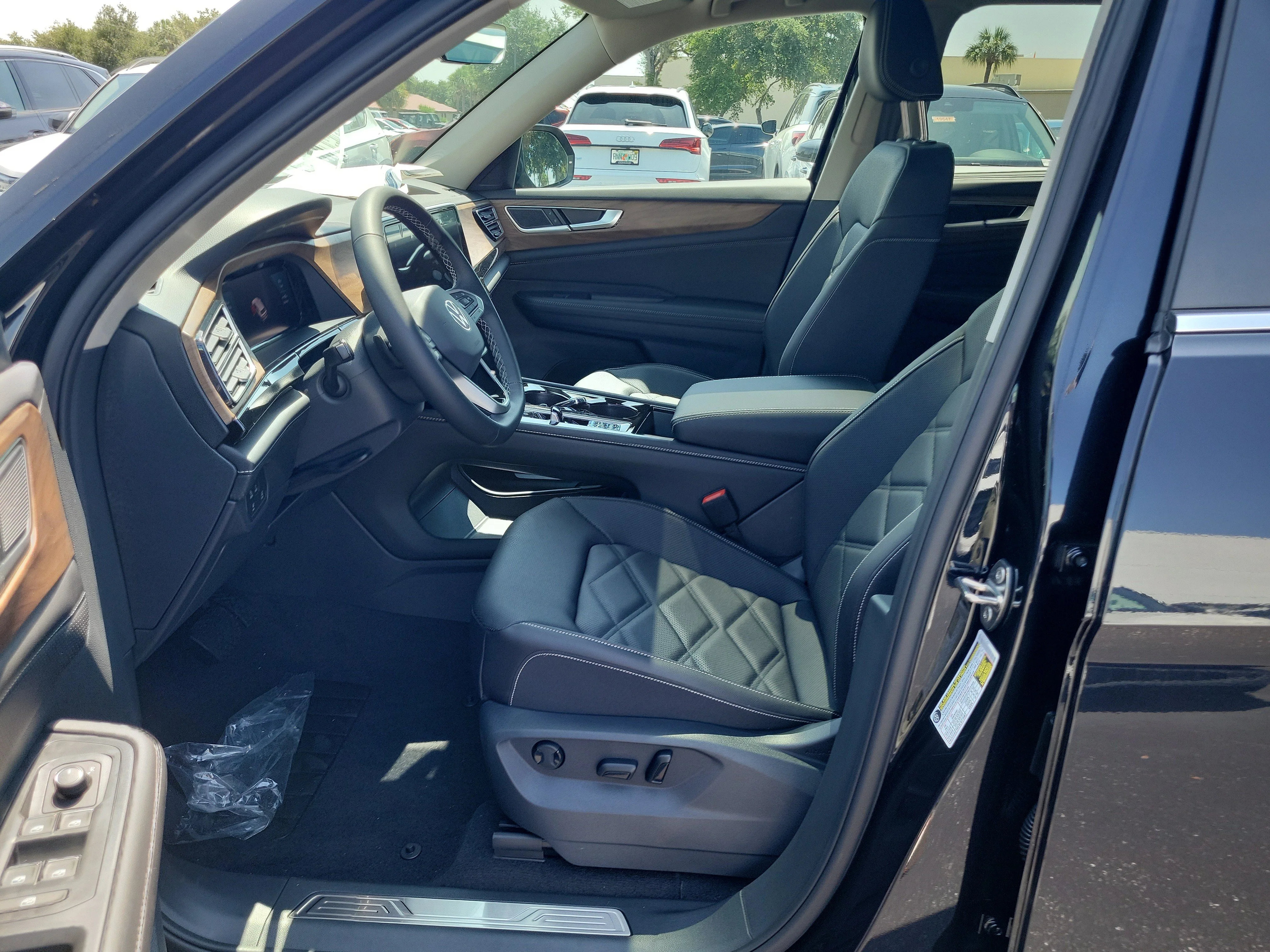 New 2026 Black Volkswagen SE w/Technology image 16