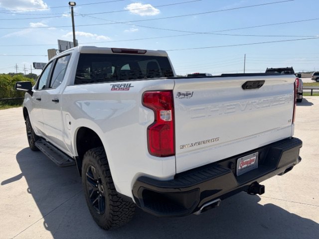 Used 2022 Summit White Chevrolet LT Trail Boss image 3