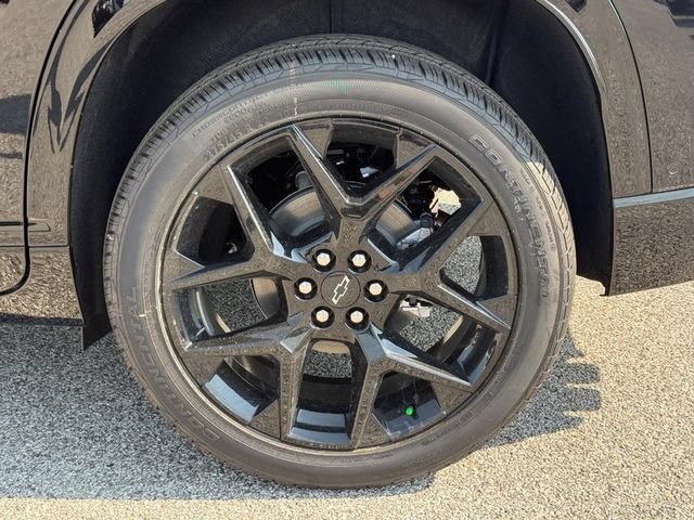 New 2026 Mosaic Black Metallic Chevrolet RS image 4