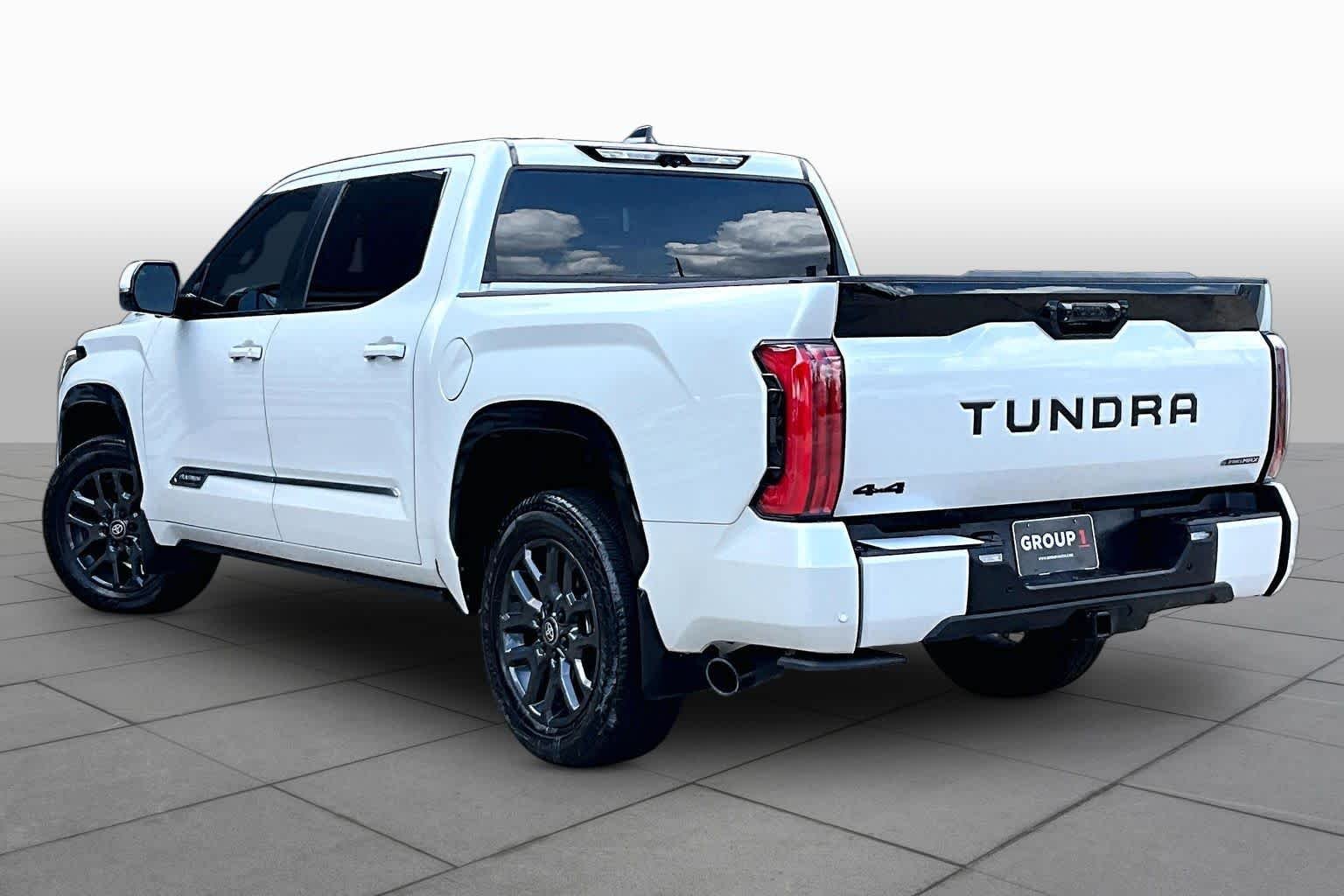 Used 2025 Wind Chill Pearl Toyota Platinum Hybrid image 12