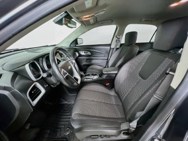 2017 Chevrolet Equinox LT - Photo 10