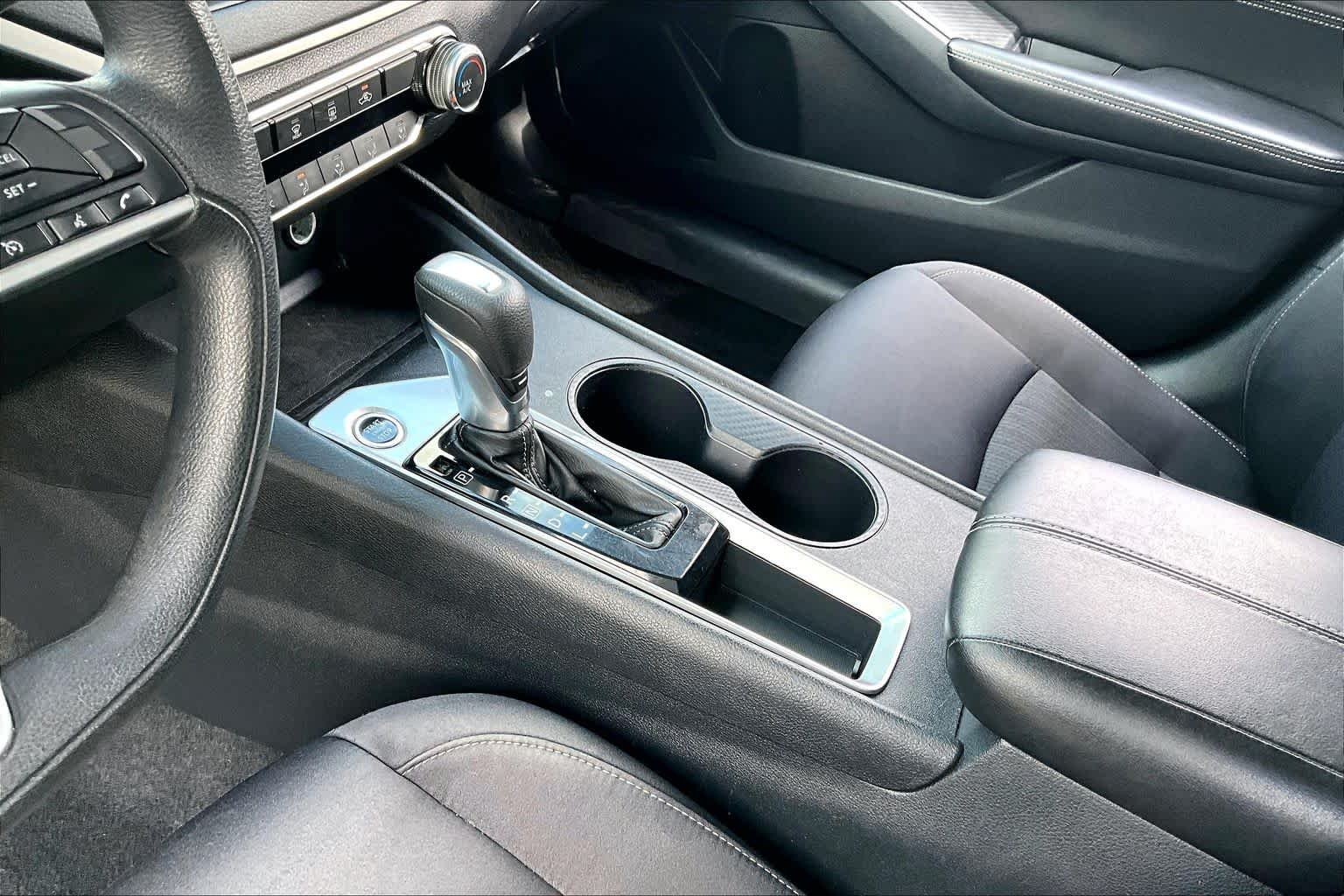 Used 2020 Gun Metallic Nissan 2.5 S image 14