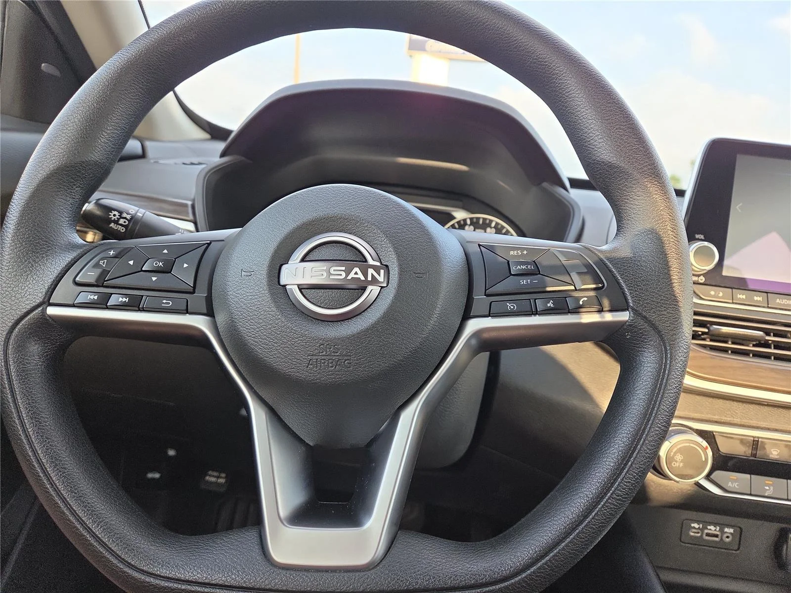 Used 2024 Gun Metallic Nissan 2.5 SV image 12