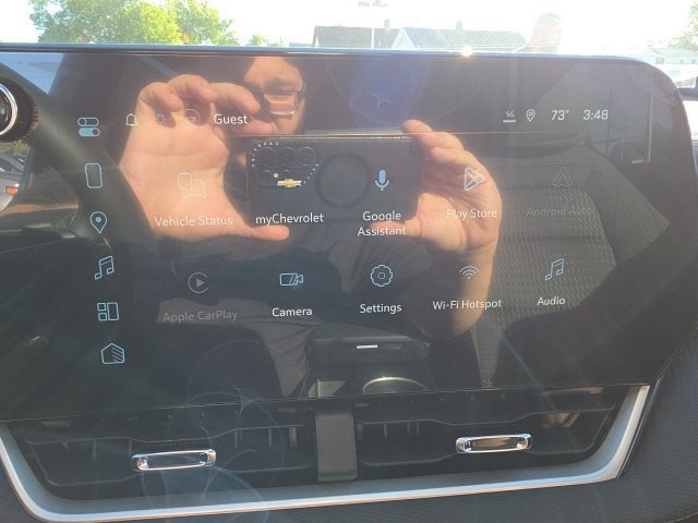 2027 Chevrolet Equinox LT - Photo 13