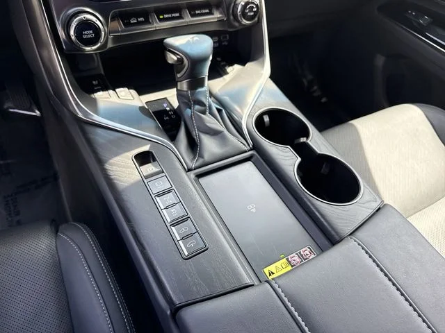 Used 2024 Gray Lexus 600 Luxury image 21