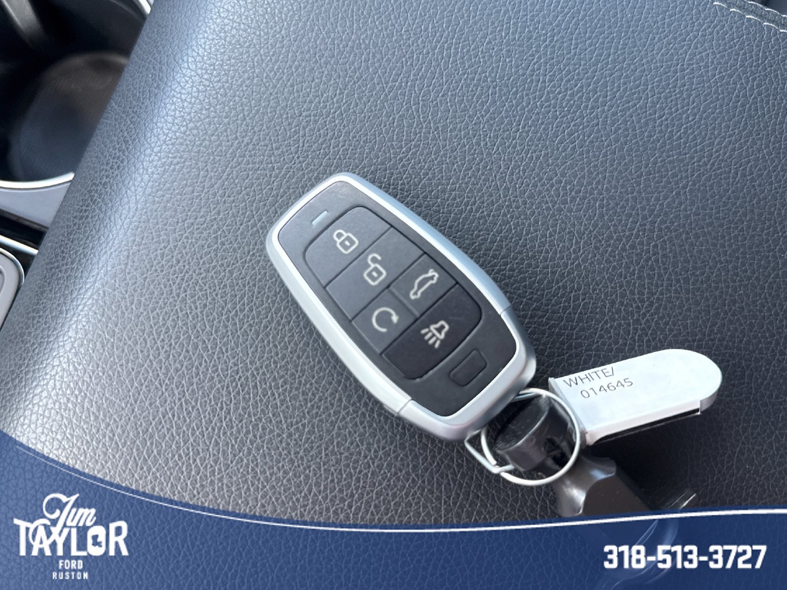 Used 2025 White Honda EX-L image 30