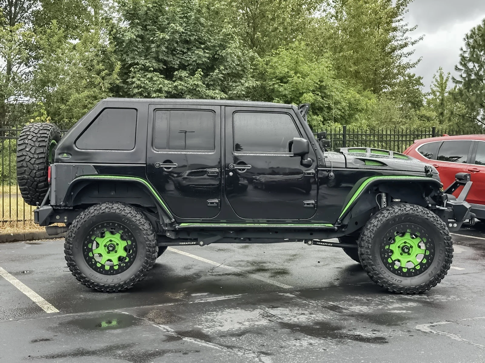 Used 2016 Black Clearcoat Jeep Sport image 3