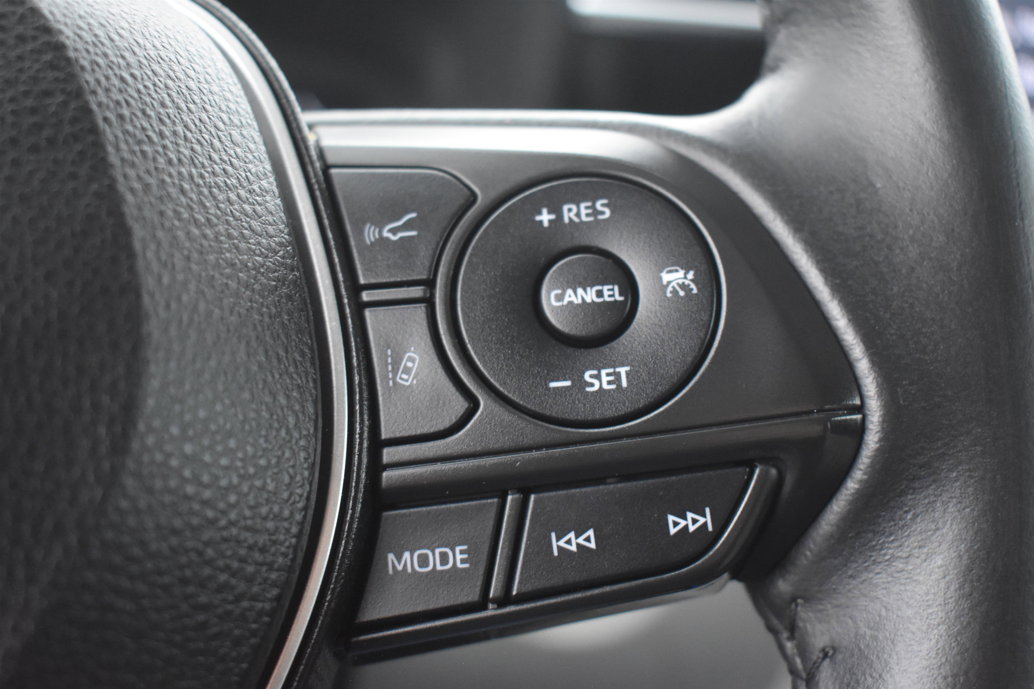 2022 Toyota Corolla Cross LE - Photo 21