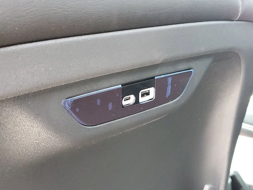 2026 Chrysler Pacifica Select - Photo 35