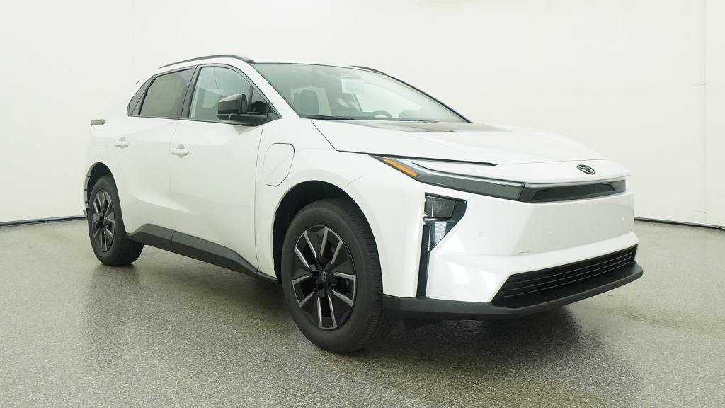 New 2026 Wind Chill Pearl Toyota XLE image 39