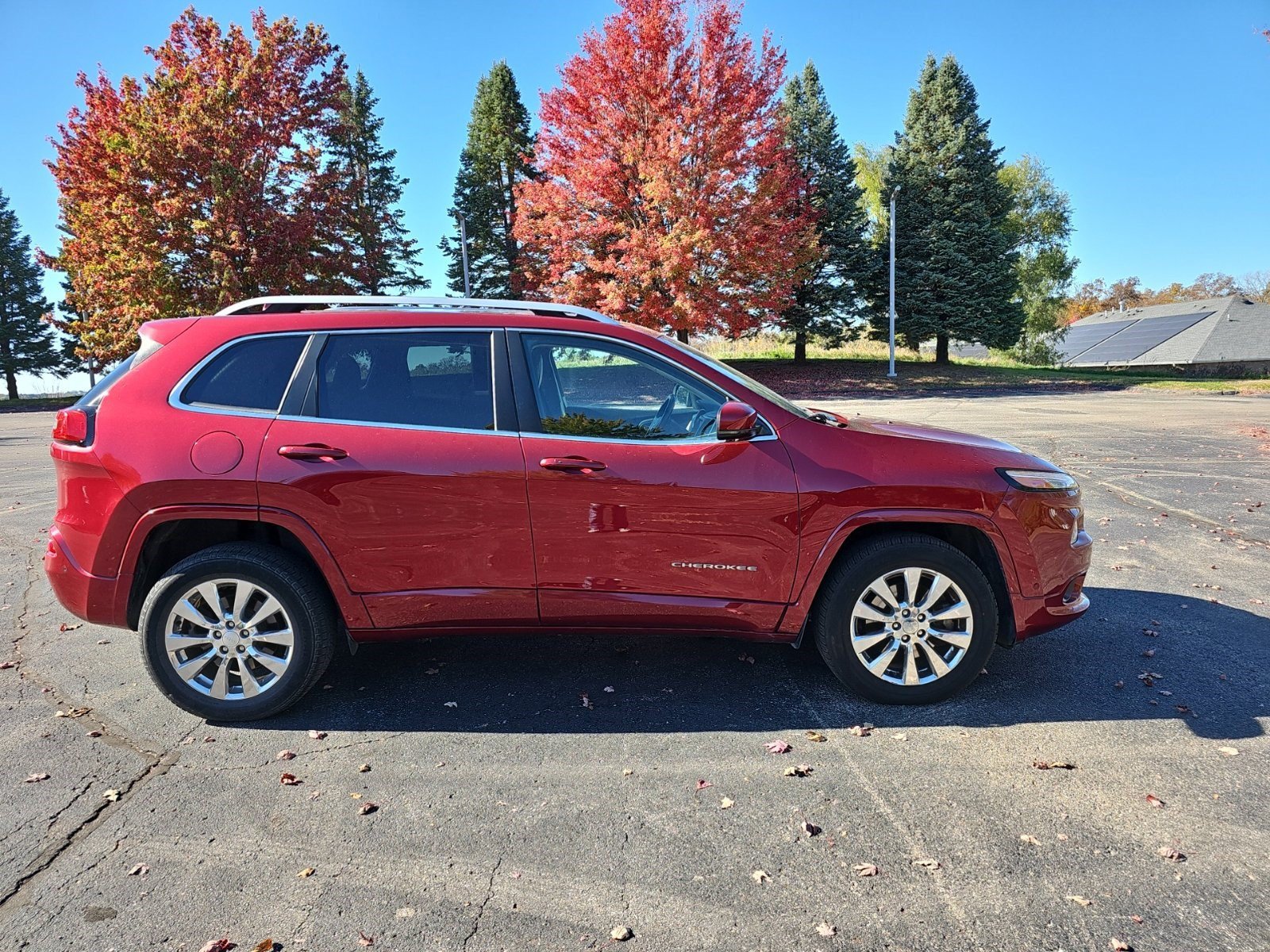 Used 2017 Deep Cherry Red Crystal Pearlcoat Jeep Overland image 6