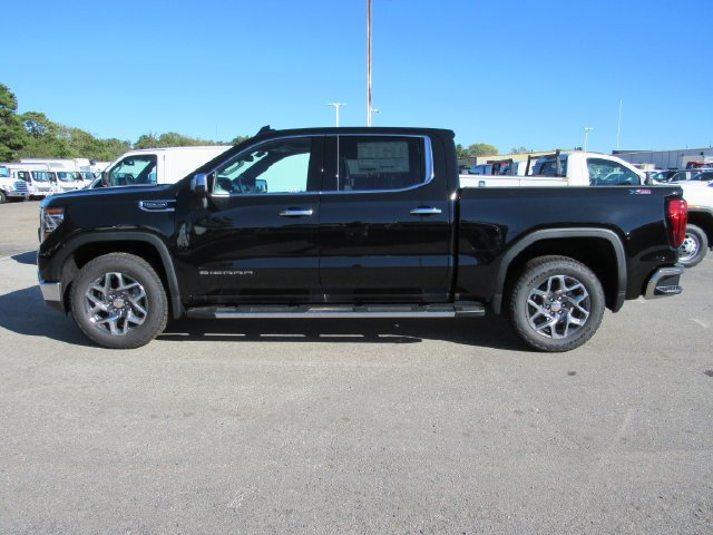 New 2026 Onyx Black GMC SLT image 2