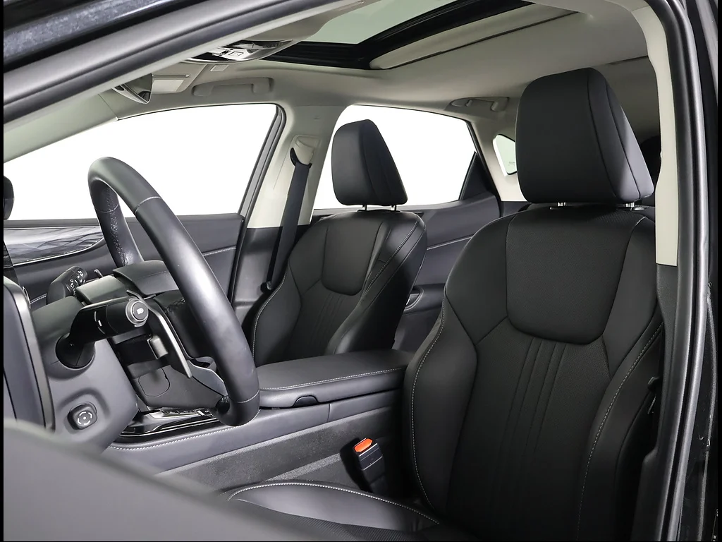 Certified Used 2025 CAVIAR Lexus Premium image 7