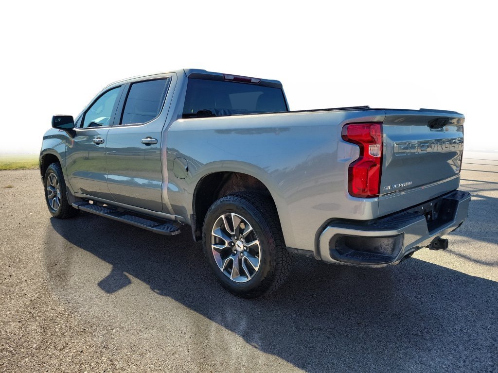 Used 2023 STERLING GRAY METALLIC Chevrolet RST image 3