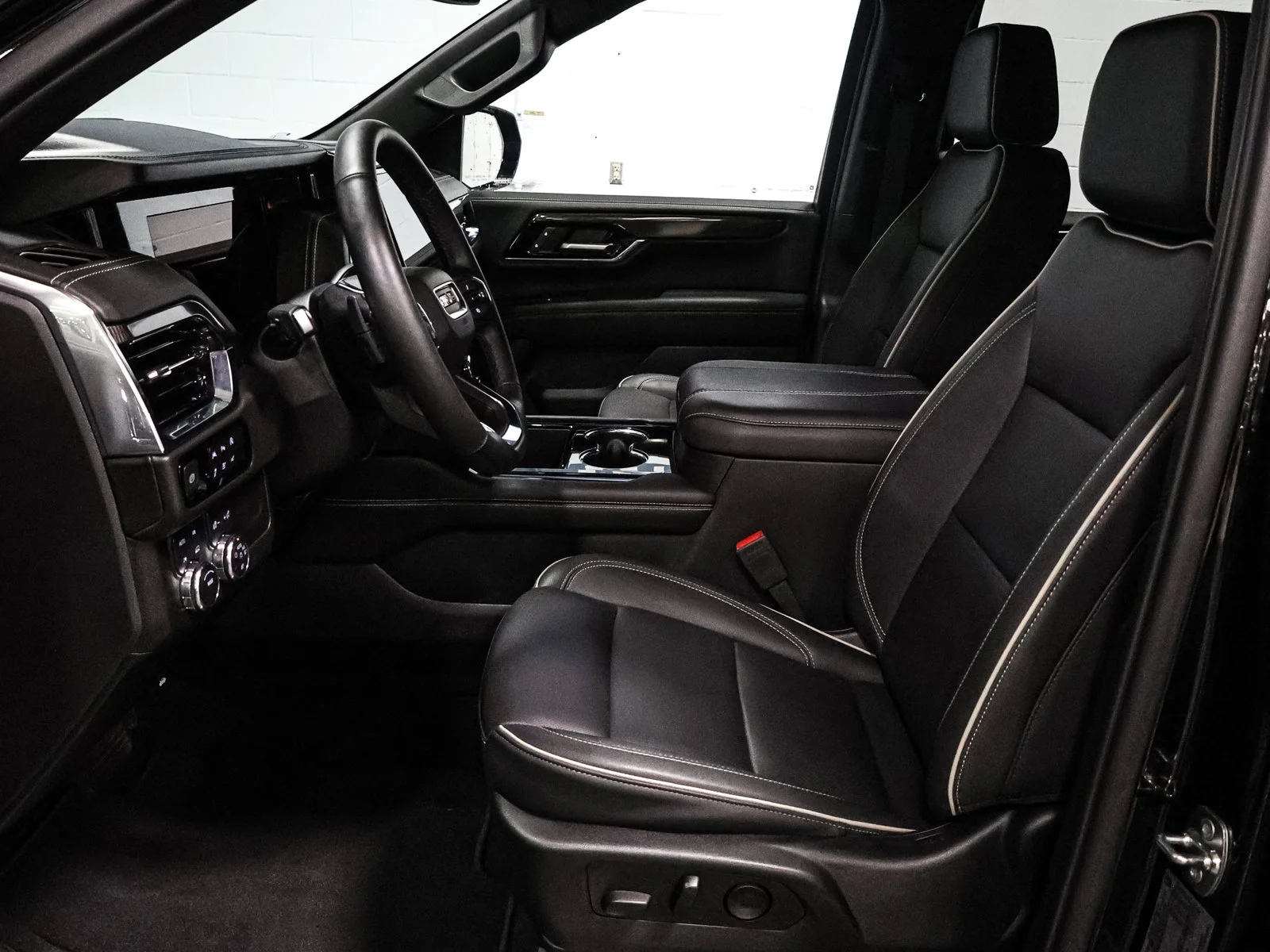 2025 GMC Yukon ELEVATION - Photo 22
