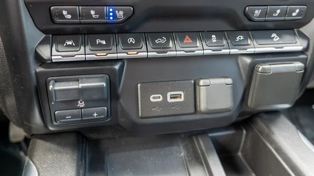 Used 2020 Red Chevrolet LTZ image 31