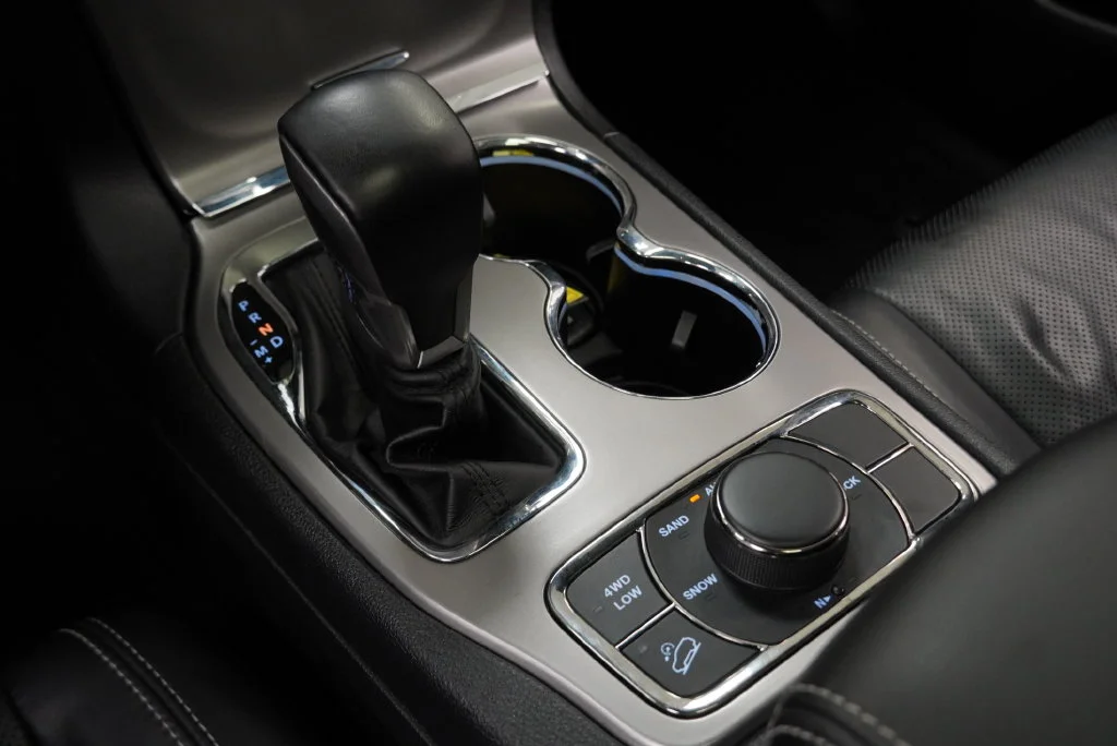 Used 2021 Gray Jeep Limited image 31